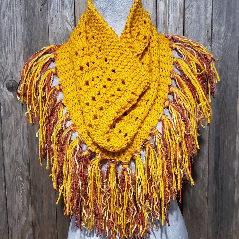 NEW Hand Knitted‎ Yellow Gold Infinity Boho Cowl Scarf Fringed Knit Women's Fall